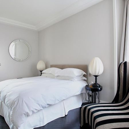 Outstanding 2 Bedrooms With A Terrific Eiffel Tower View Paris Dış mekan fotoğraf