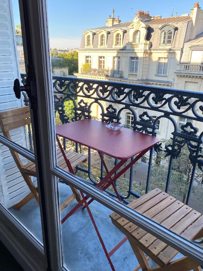Outstanding 2 Bedrooms With A Terrific Eiffel Tower View Paris Dış mekan fotoğraf